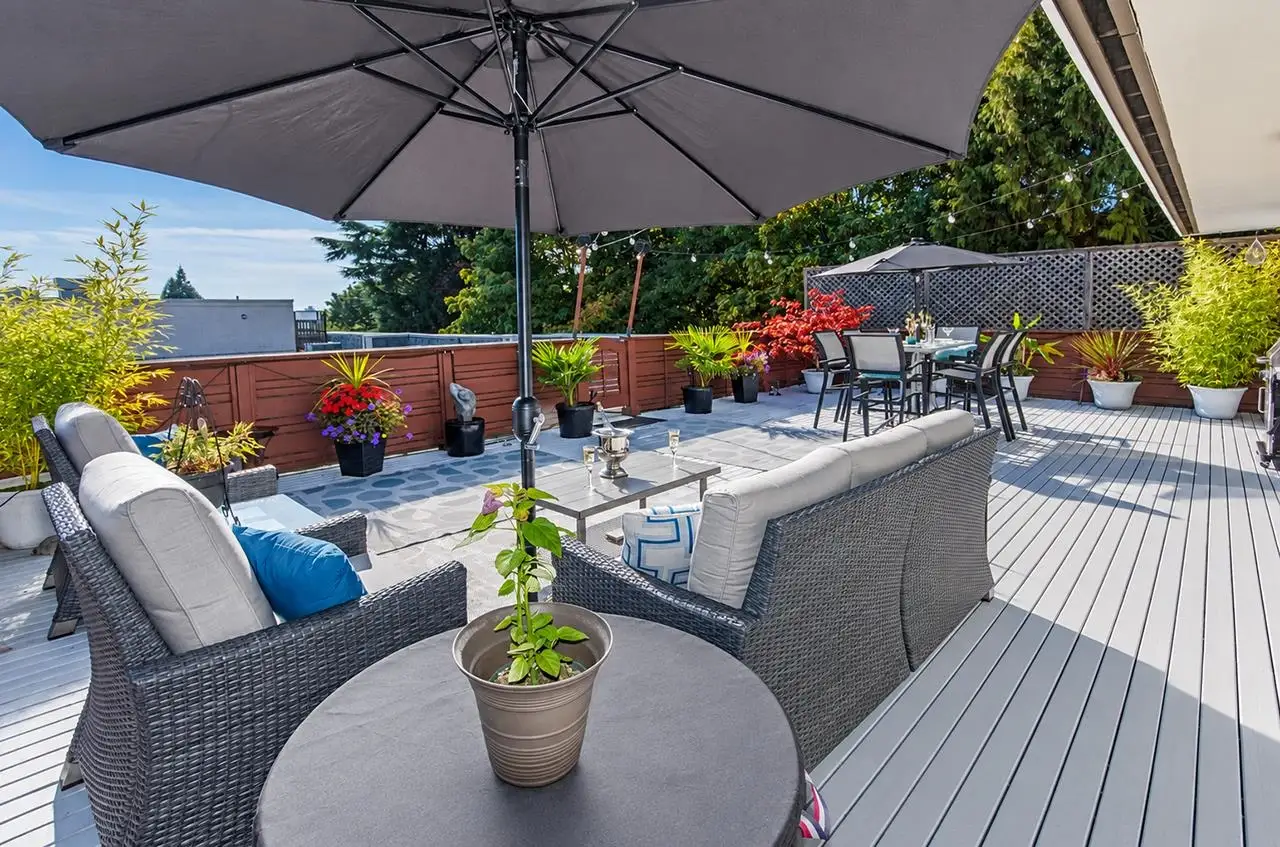 404 360 E 2ND STREET, North Vancouver BC V7L 4N6