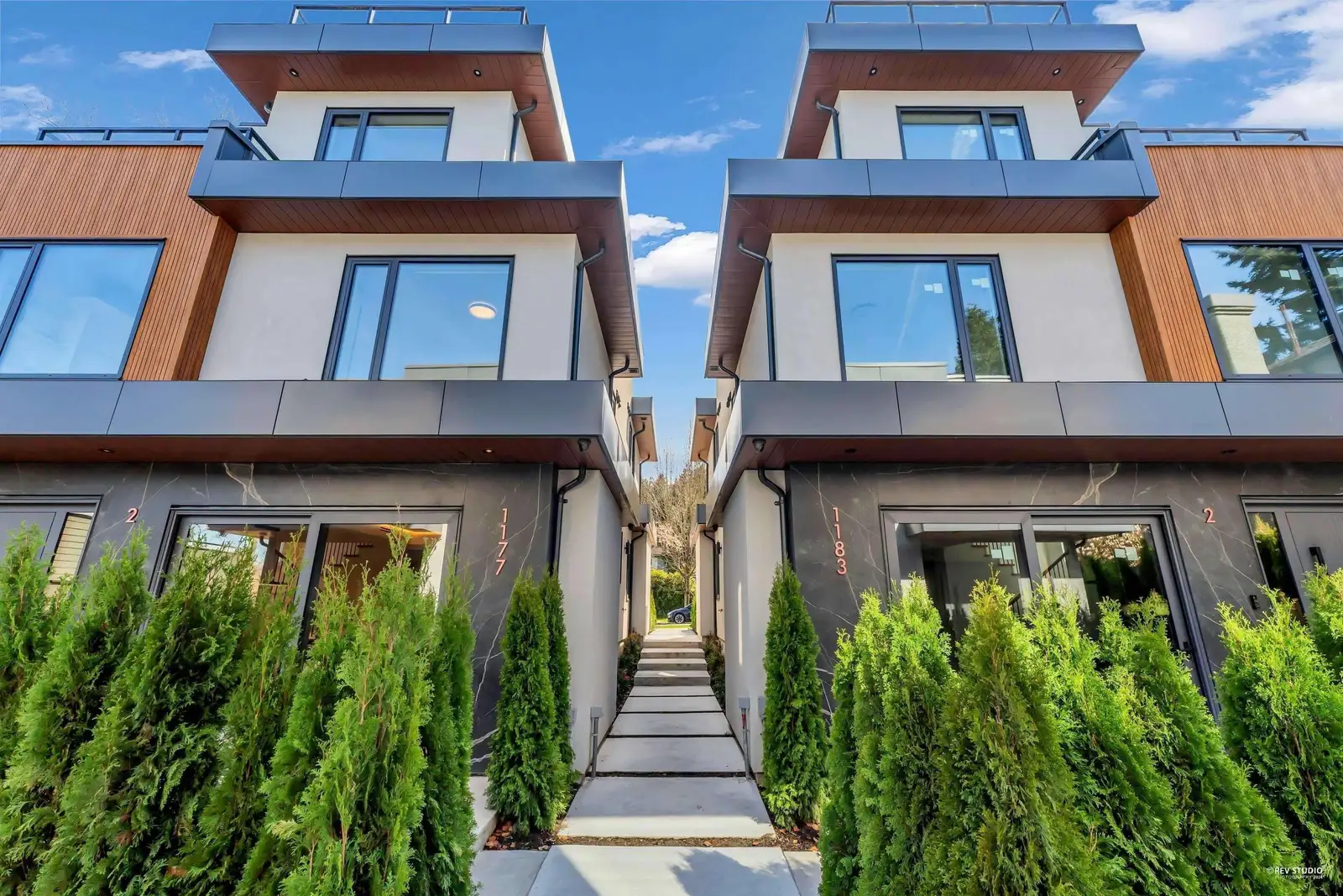 2 1177 W 33RD AVENUE, Vancouver BC V6M 1A3
