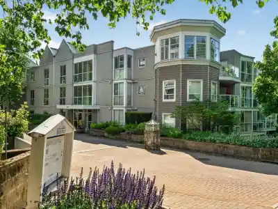 109 8460 JELLICOE STREET, Vancouver BC V5S 4S8