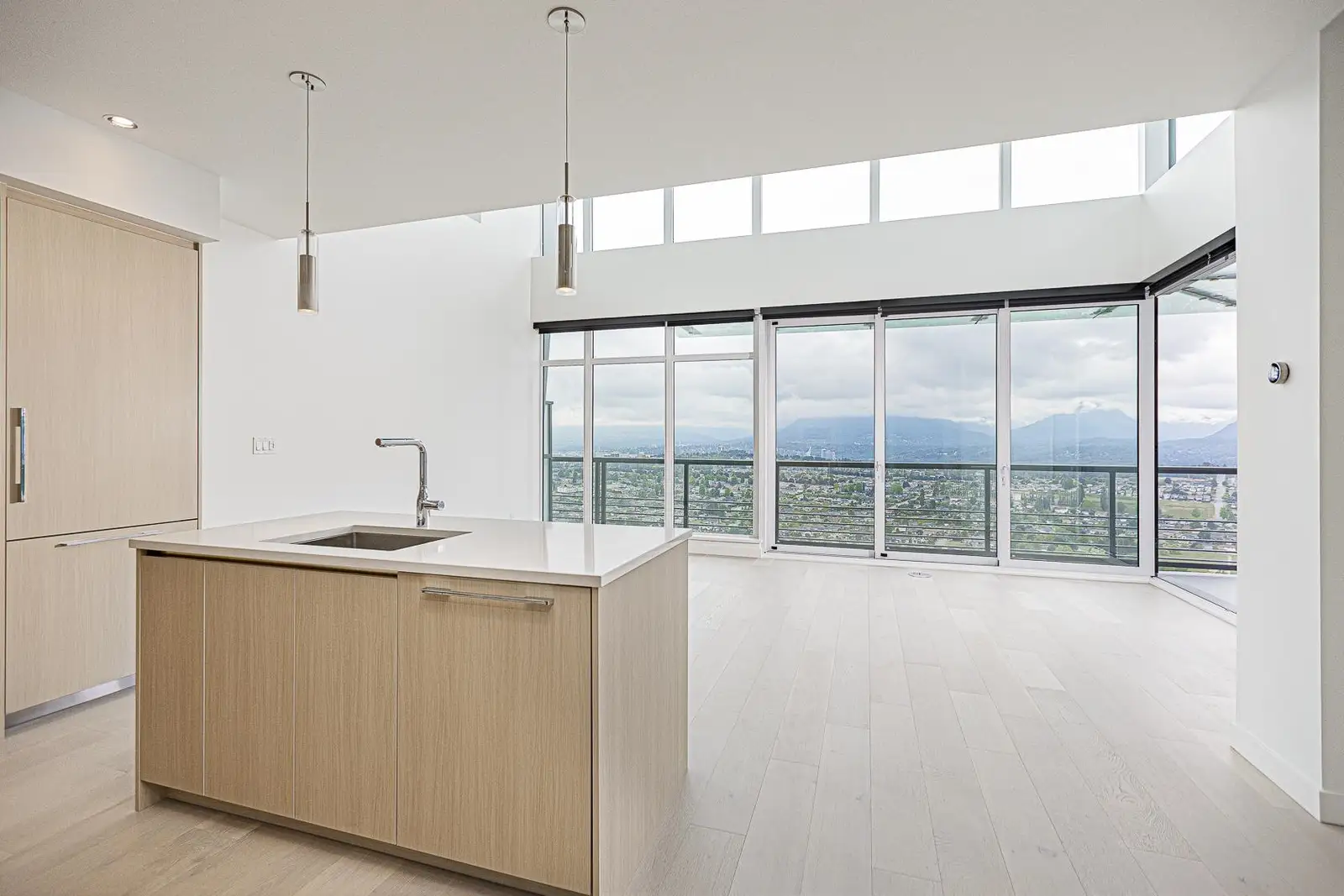 4907 4730 LOUGHEED HIGHWAY, Burnaby BC V5C 0M9