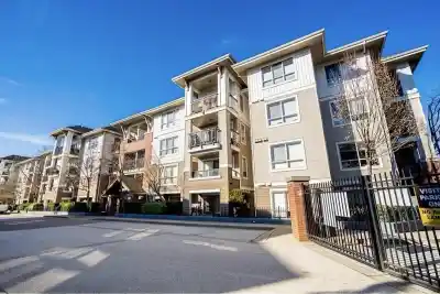 E209 8929 202 STREET, Langley BC V1M 0B4