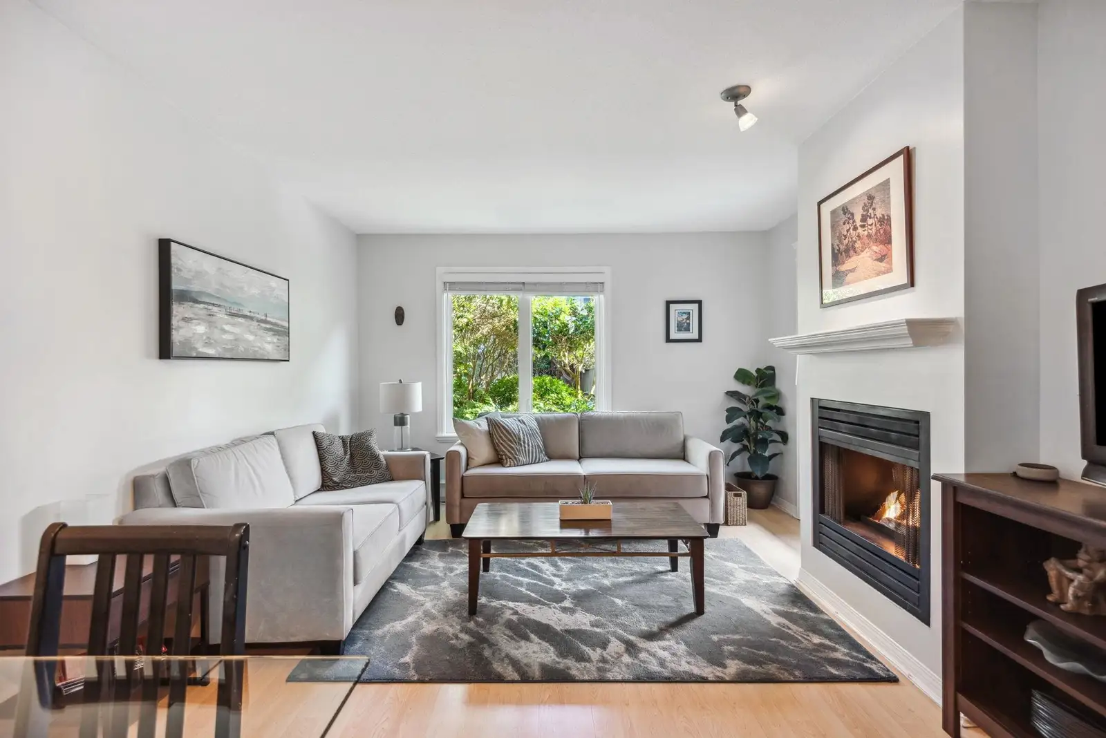 107 1523 BOWSER AVENUE, North Vancouver BC V7P 2Y4