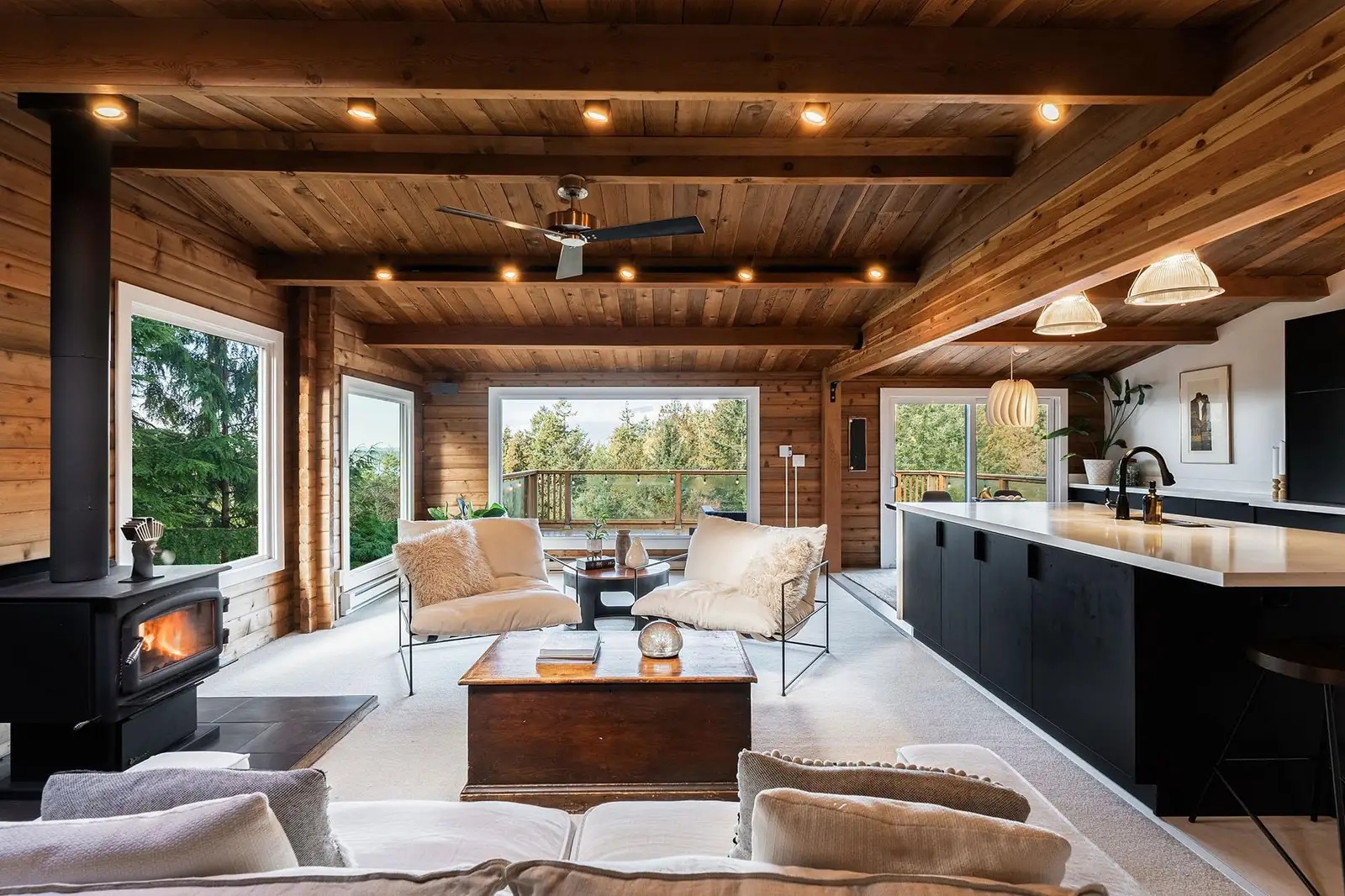 1608 WHITESAILS DRIVE, Bowen Island BC V0N 1G2