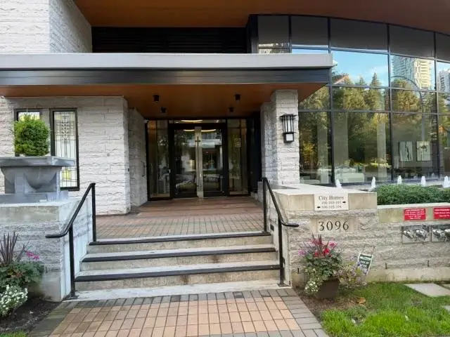 1505 3096 WINDSOR GATE, Coquitlam BC V3B 0P4