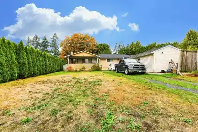 1955 158A STREET, Surrey BC V4A 8G9