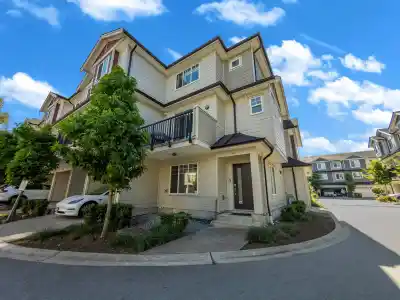 113 13898 64 AVENUE, Surrey BC V3W 1L6