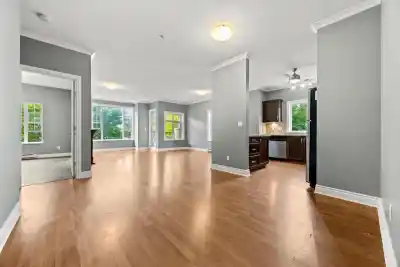 201 20286 53A AVENUE, Langley BC V3A 0A8