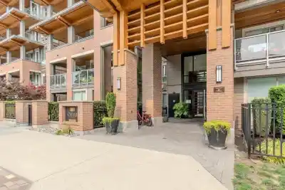 105 7133 14TH AVENUE, Burnaby BC V3N 0H5