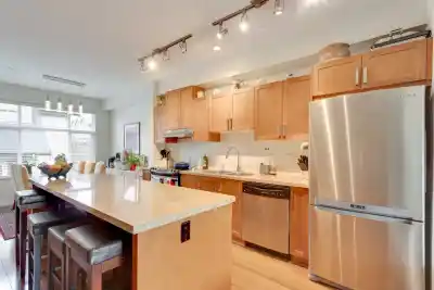 774 ORWELL STREET, North Vancouver BC V7J 0A5