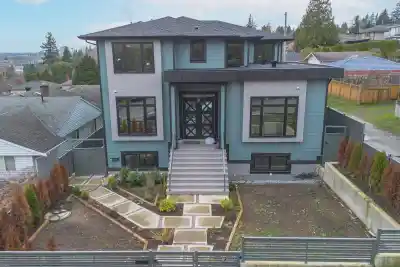 8007 BRADLEY AVENUE, Burnaby BC V5J 3T9