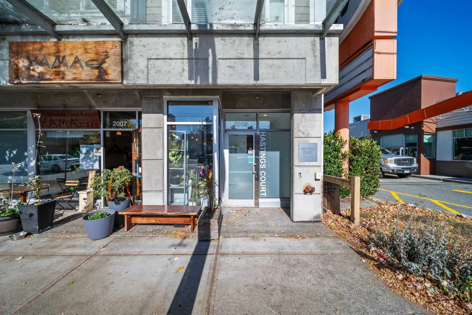 302 2009 E HASTINGS STREET, Vancouver BC V5L 1T9
