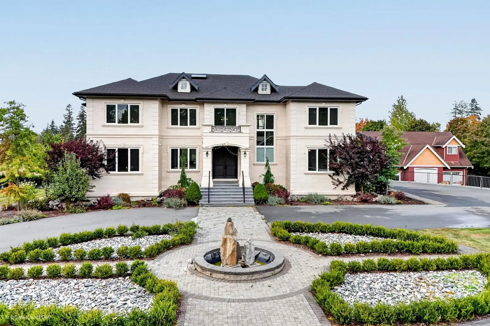 25029 30 AVENUE, Langley BC V4W 1X9