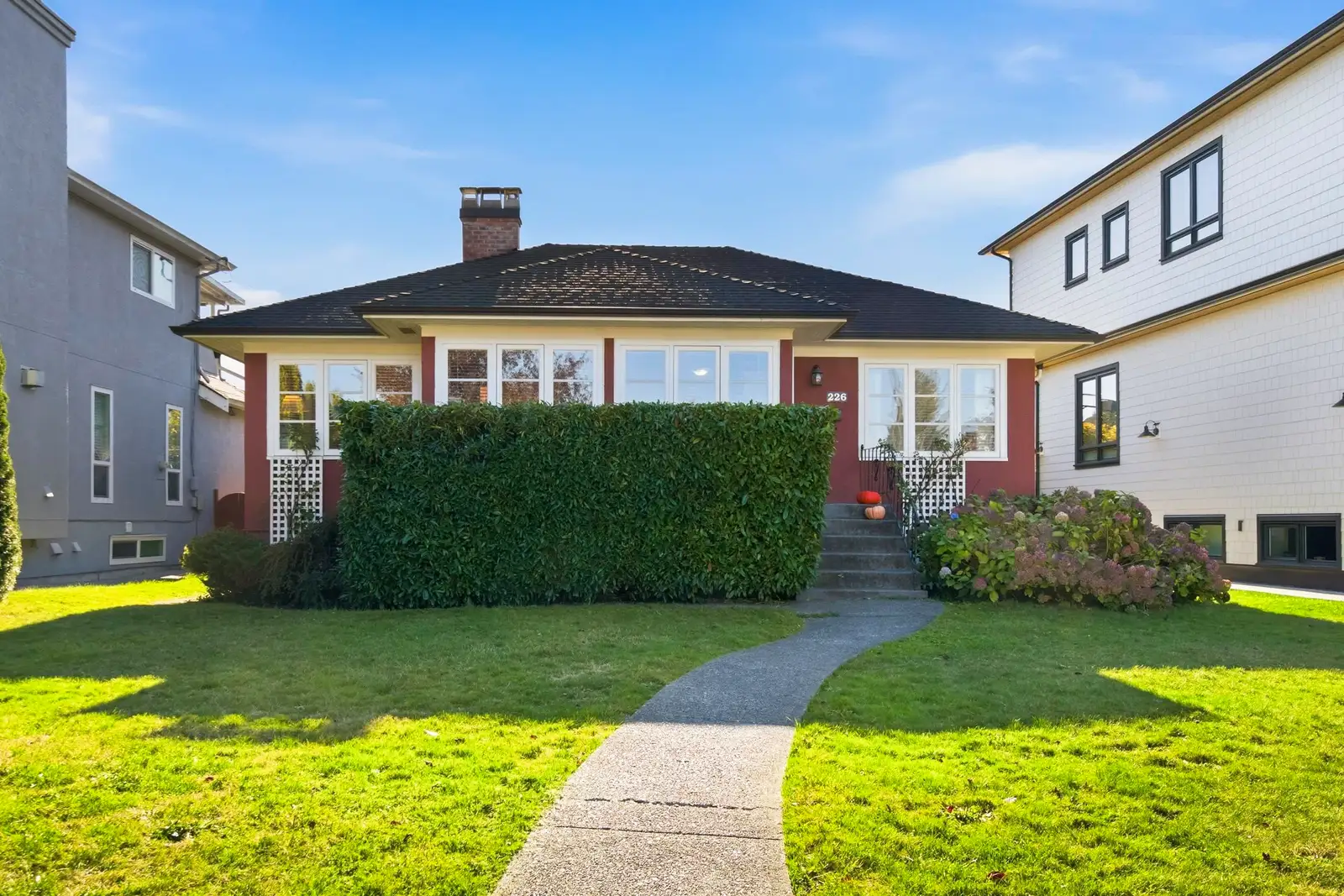 226 PEVERIL AVENUE, Vancouver BC V5Y 2L4