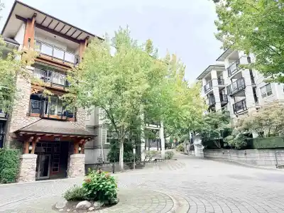 212 2958 SILVER SPRINGS BOULEVARD, Coquitlam BC V3E 3R9