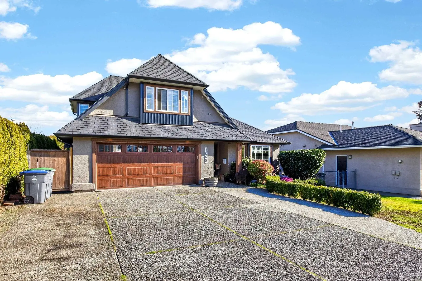1065 KING GEORGE BOULEVARD, Surrey BC V4A 9S7