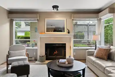 2894 MOUNT SEYMOUR PARKWAY, North Vancouver BC V7H 1E9