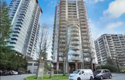 801 738 FARROW STREET, Coquitlam BC V3J 7V4