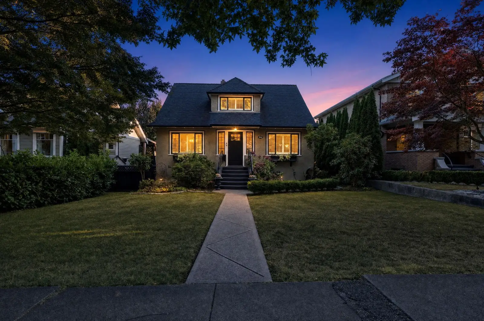 3964 DUNDAS STREET, Burnaby BC V5C 1A5