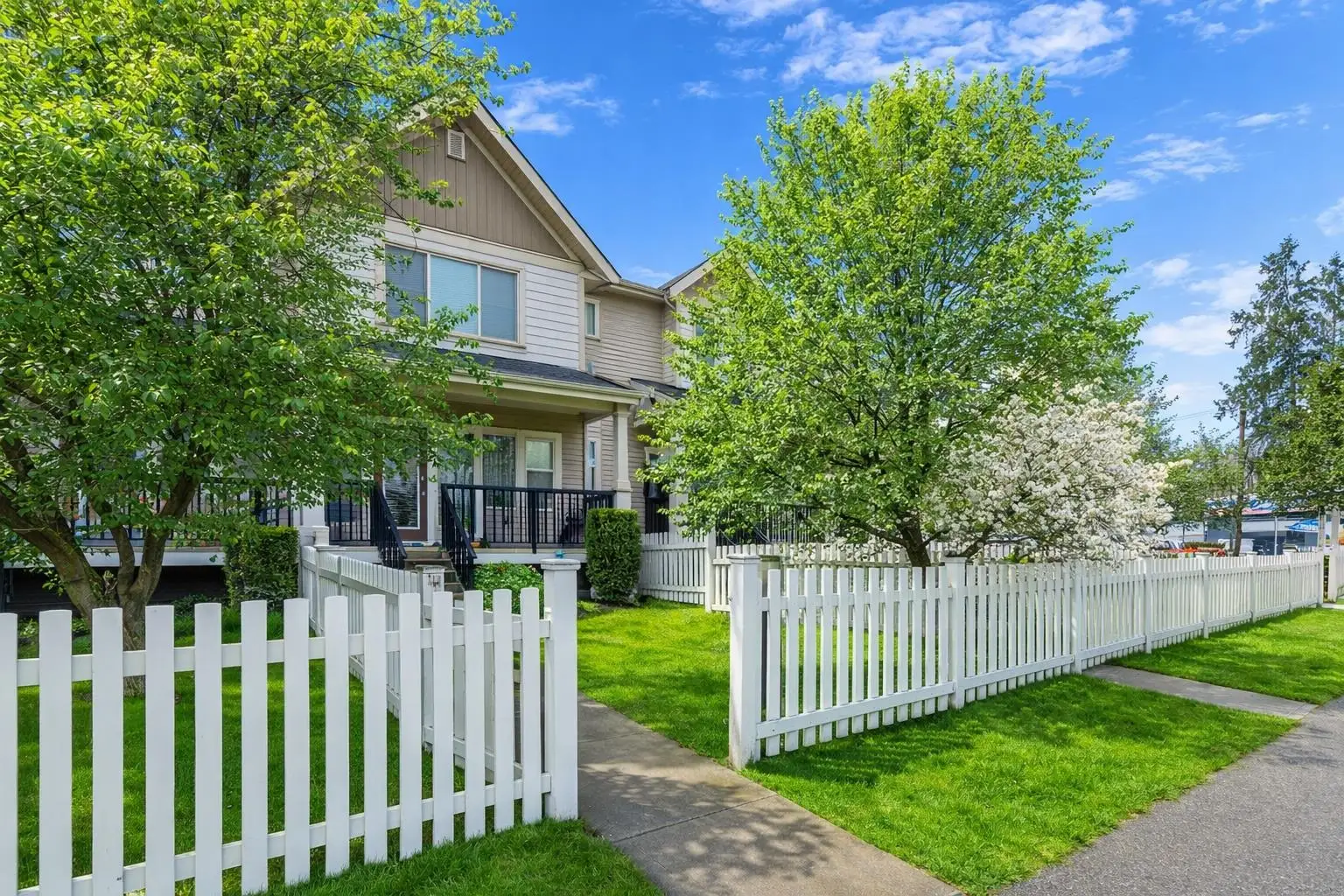 60 19097 64 AVENUE, Surrey BC V3S 6X5