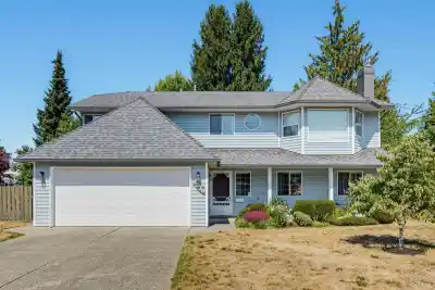 9275 155 STREET, Surrey BC V3R 9B3