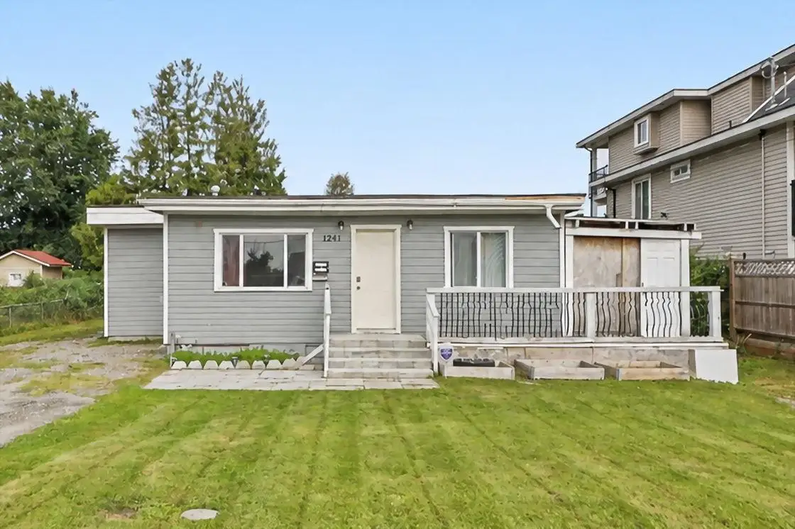 12441 113 AVENUE, Surrey BC V3V 3L8