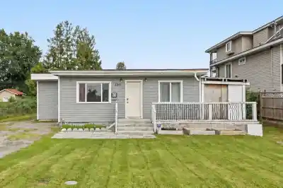 12441 113 AVENUE, Surrey BC V3V 3L8