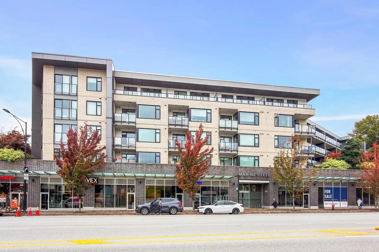 209 725 MARINE DRIVE, North Vancouver BC V7M 0G2
