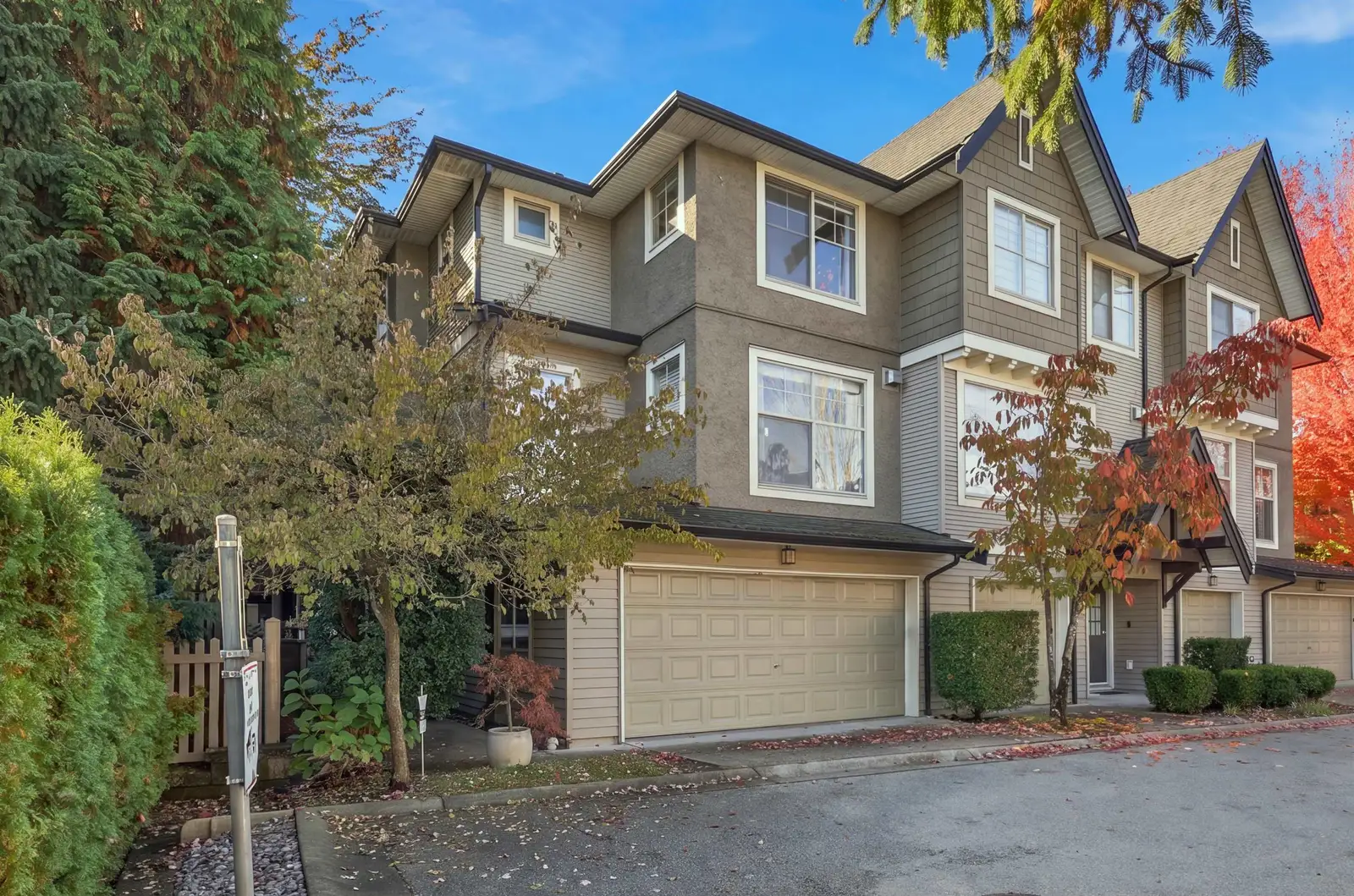 10 15152 62A AVENUE, Surrey BC V3S 1V1