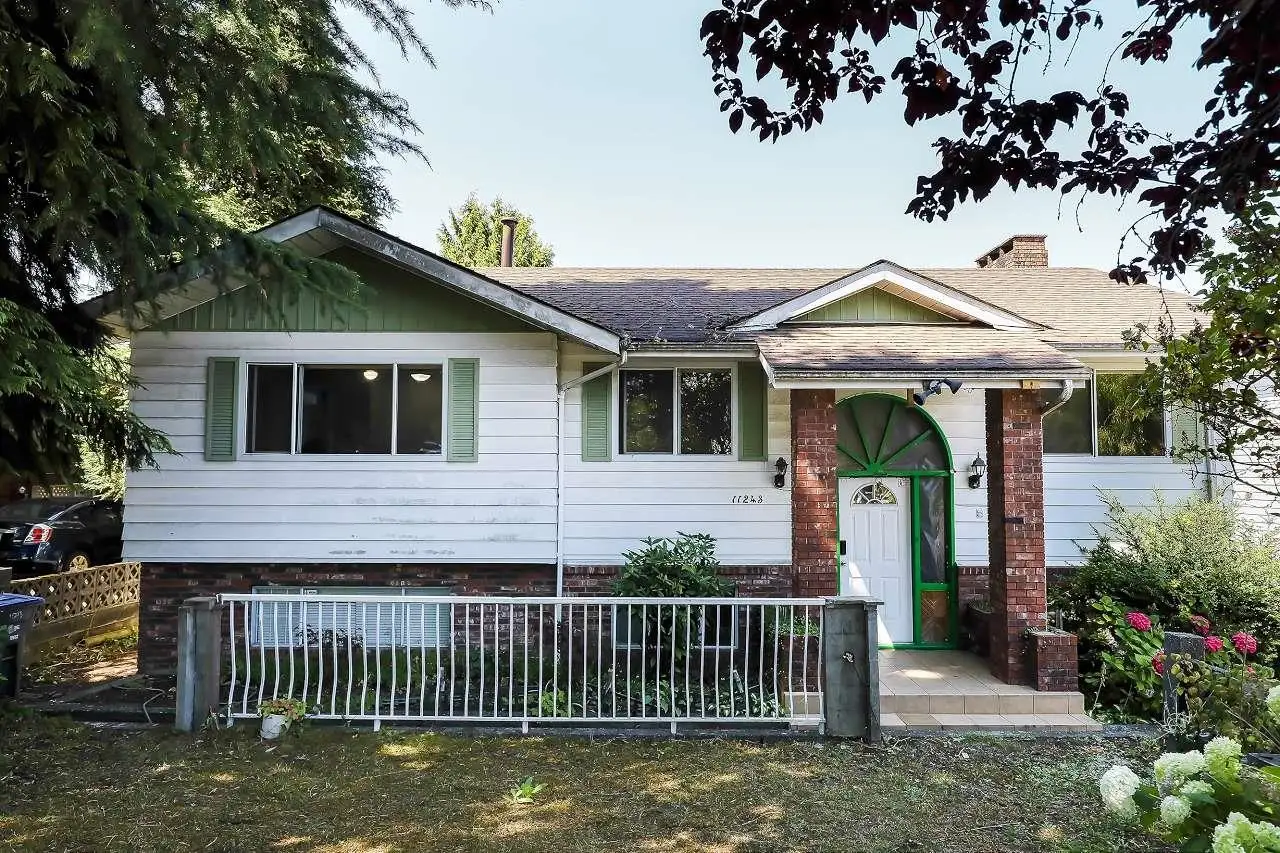 11243 136 STREET, Surrey BC V3R 3B8