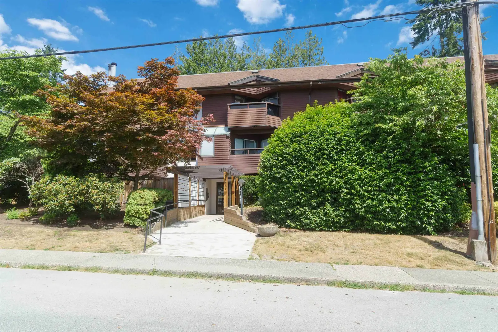 108 1177 HOWIE AVENUE, Coquitlam BC V3J 1T9