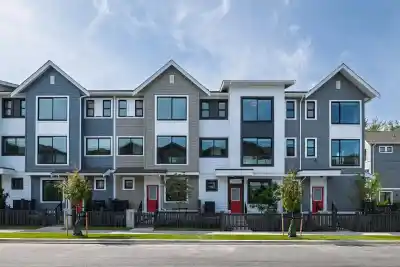 75 7574 207 STREET, Langley BC V2Y 2A5