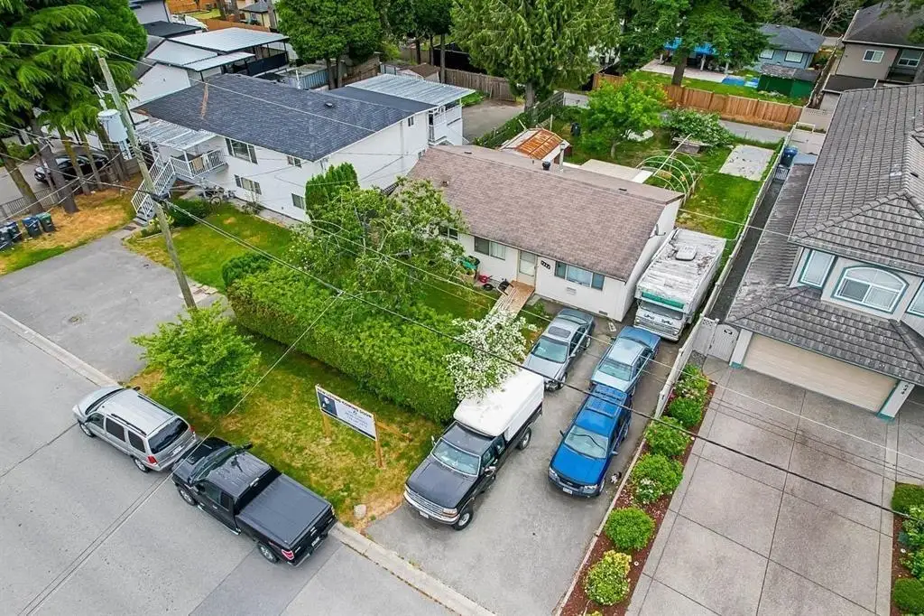 7654 126A STREET, Surrey BC V3W 4A9