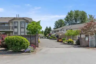 3 5760 174 STREET, Surrey BC V3S 7K3
