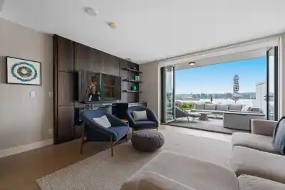 TH210 210 SALTER STREET, New Westminster BC V3M 0J9