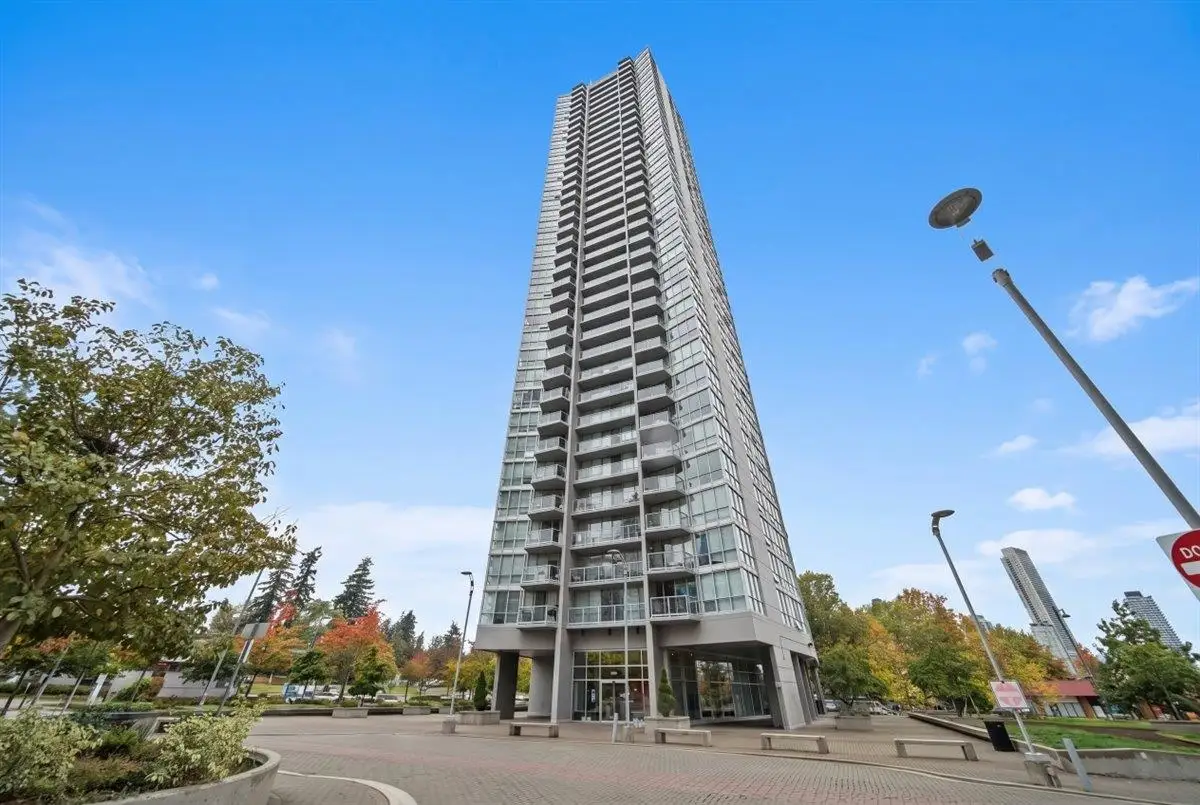 2701 13618 100 AVENUE, Surrey BC V3T 0A8