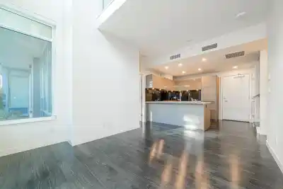 TH1 6288 CASSIE AVENUE, Burnaby BC V5H 0H7