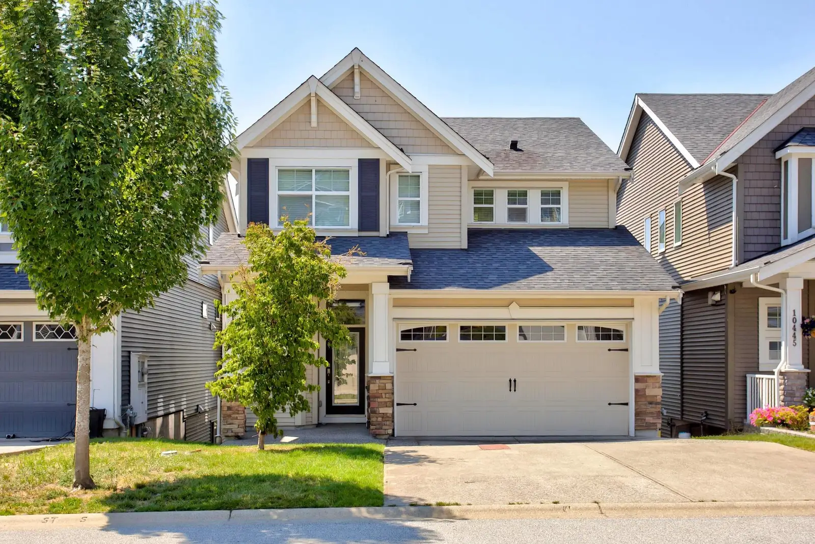 10441 MCEACHERN STREET, Maple Ridge BC V2W 0H8