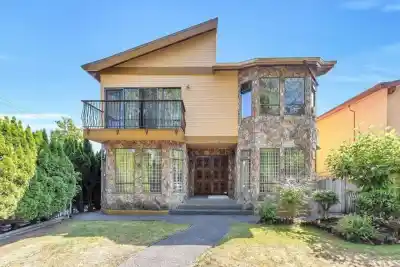 2718 W 19TH AVENUE, Vancouver BC V6L 1E3