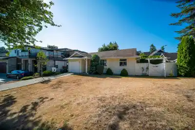 17346 60A AVENUE, Surrey BC V3S 6X8