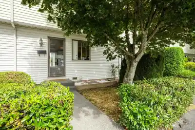 11 5351 200 STREET, Langley BC V3A 1M2