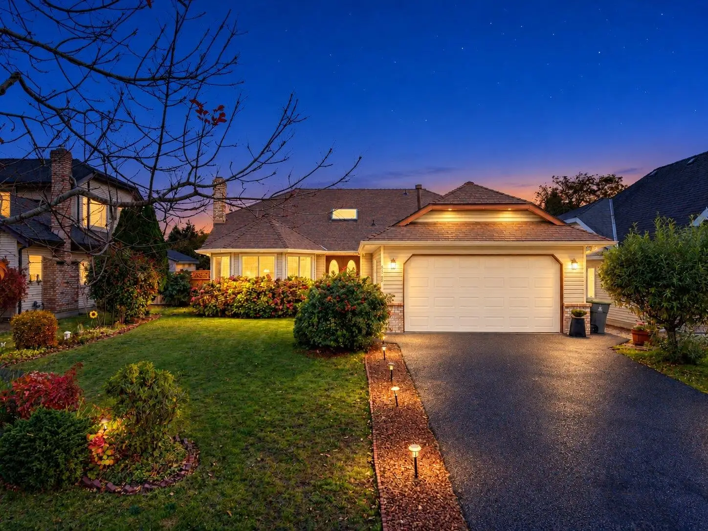 6142 184A STREET, Surrey BC V3S 7P8