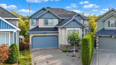 14570 67A AVENUE, Surrey BC V3S 0Z4