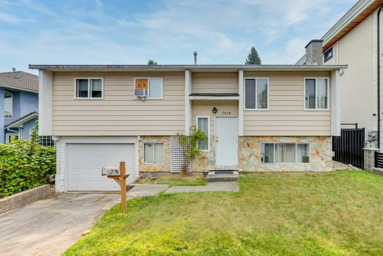 7978 126A STREET, Surrey BC V3W 7J9