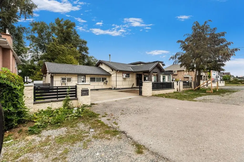 13317 84 AVENUE, Surrey BC V3W 3H1