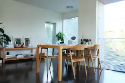 205 3333 MAIN STREET, Vancouver BC V5V 3M8