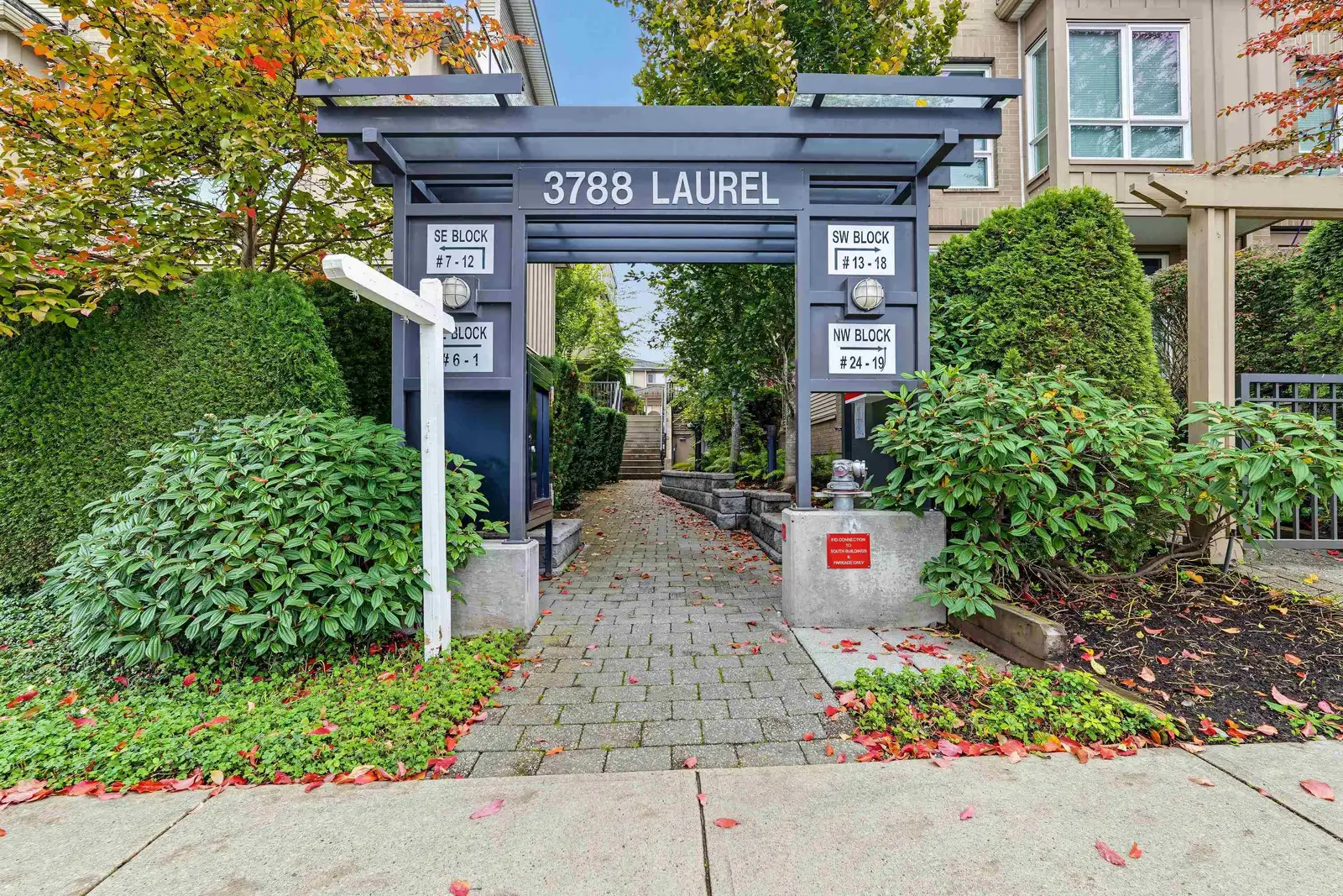 15 3788 LAUREL STREET, Burnaby BC V5G 1M7